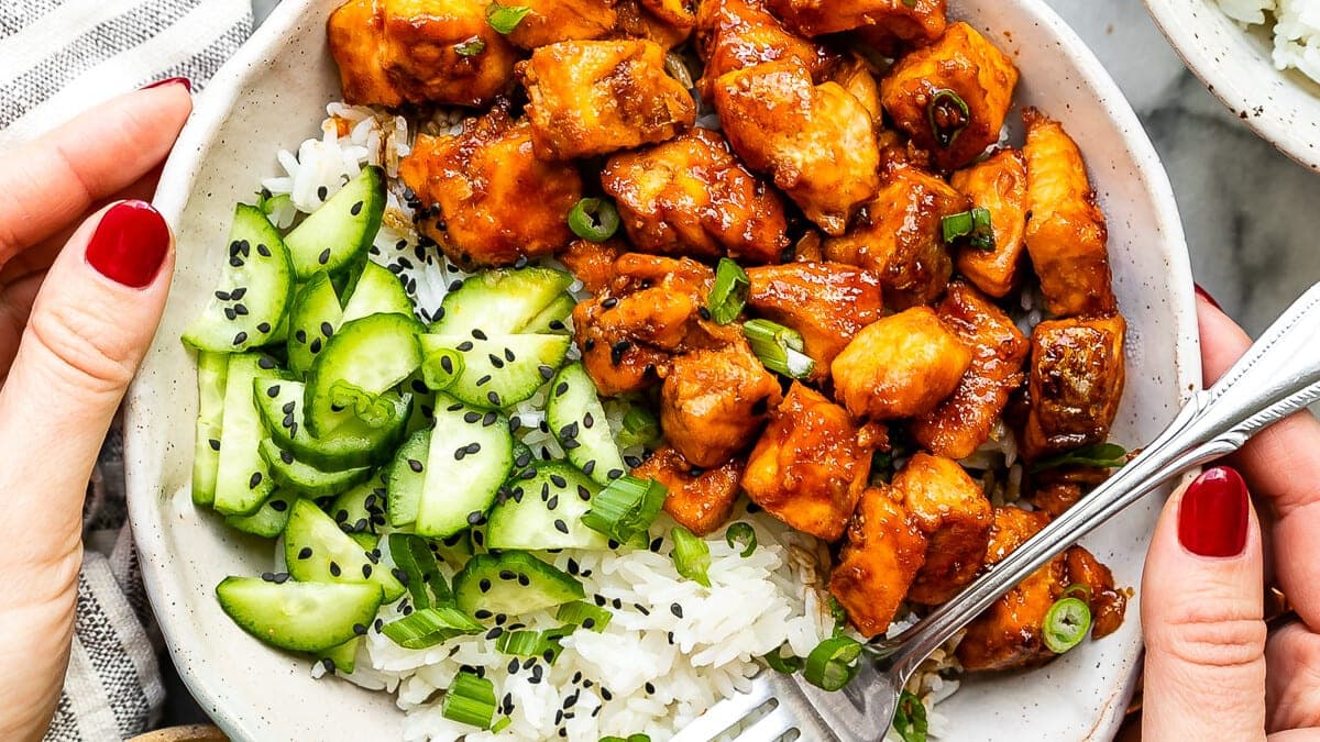 Korean-Inspired Salmon Rice Bowl