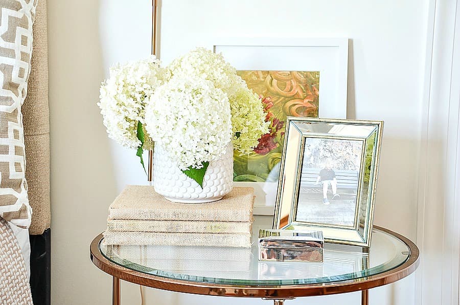 Beautify Your Nightstand