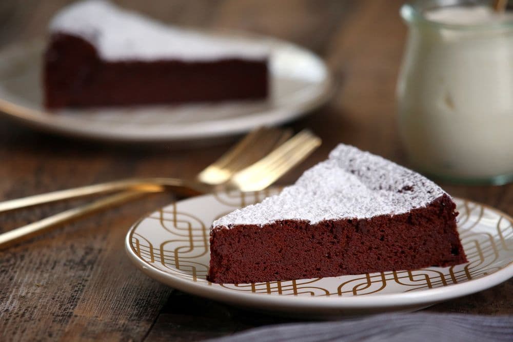 Ultimate Flourless Chocolate Cake